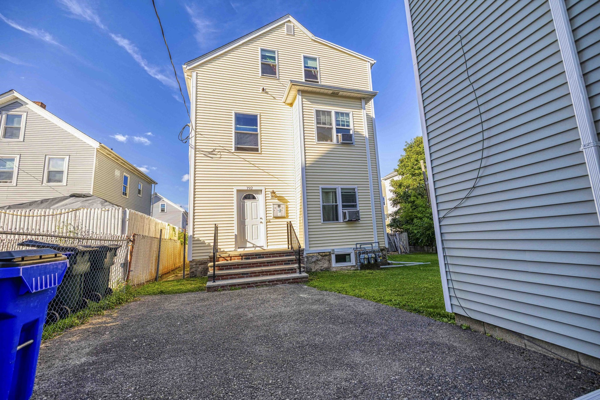 192 Snell St, Fall River, MA 02721 - Image 1