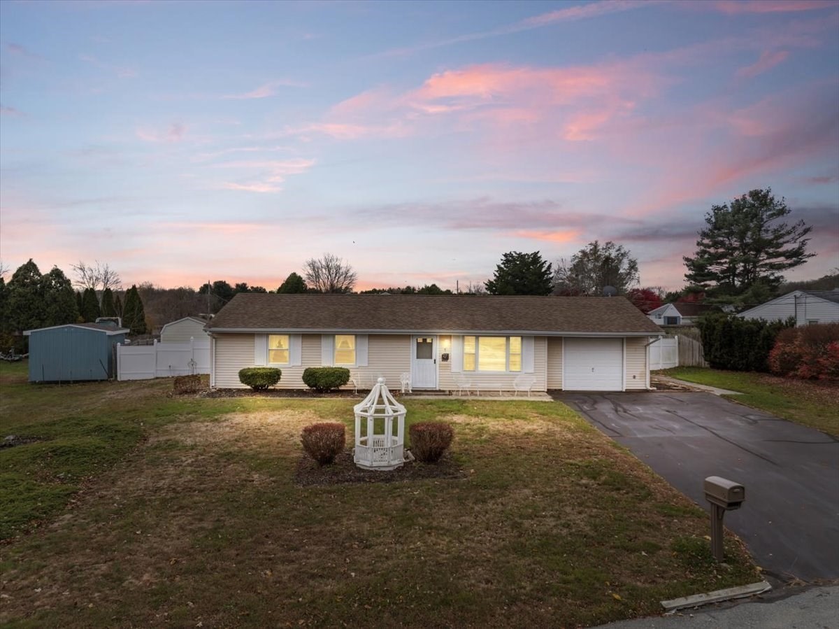 5 Samosett Dr, Dartmouth, MA 02748 - Image 2