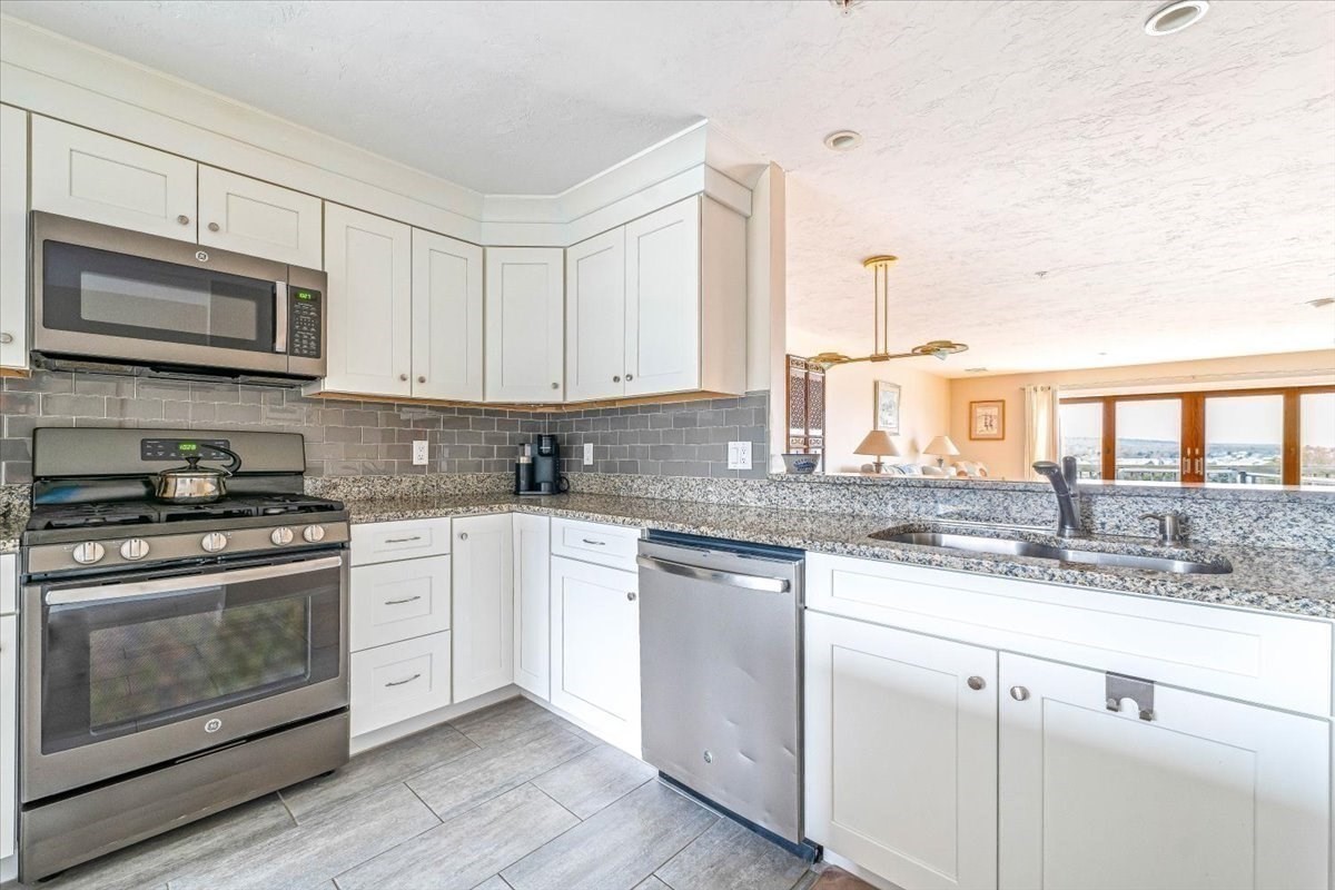 30 Highland Ter Unit 3007, Plymouth, MA 02360 - Image 12