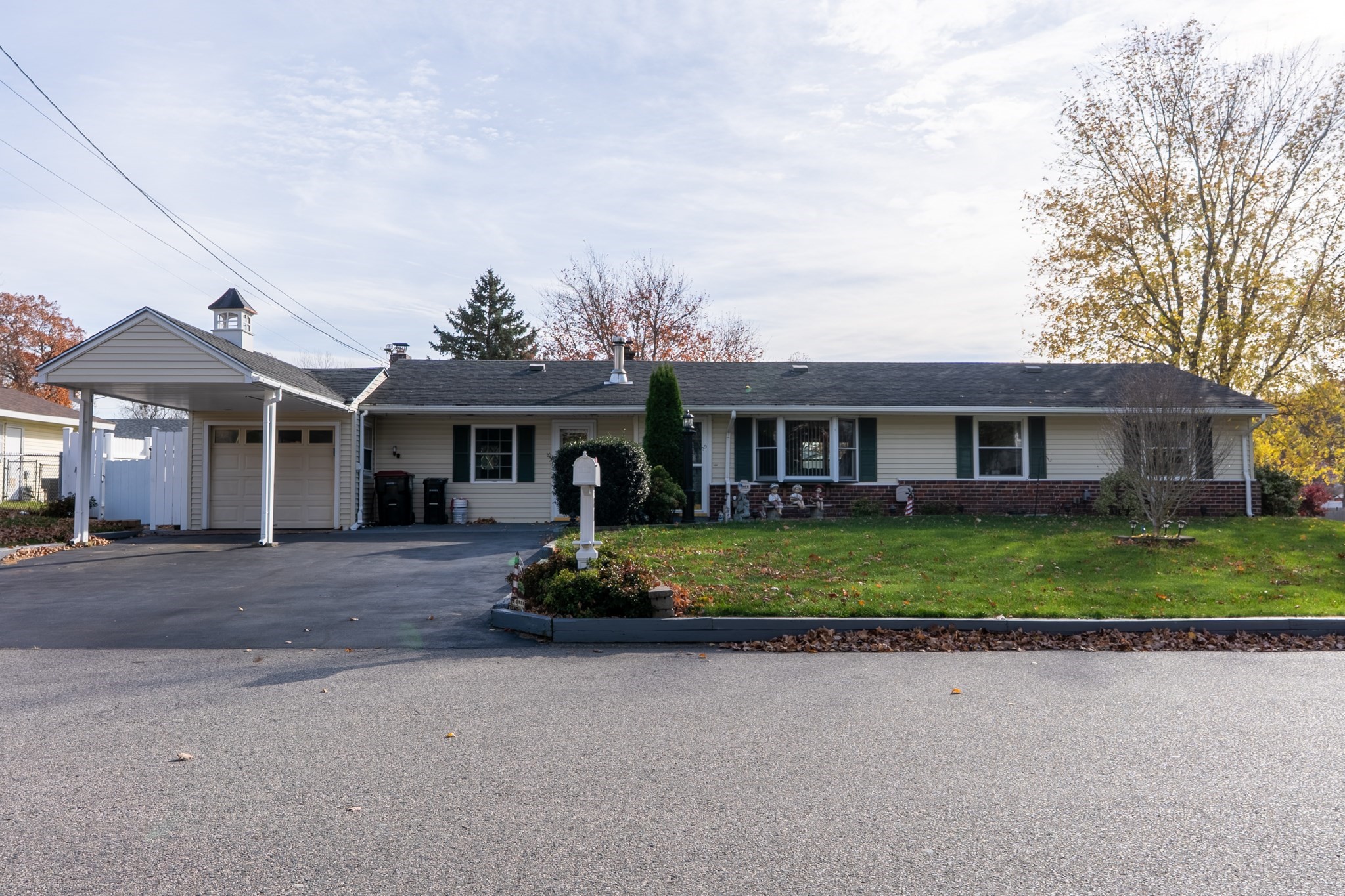 81 Dixon Rd, Brockton, MA 02302 - Image 22