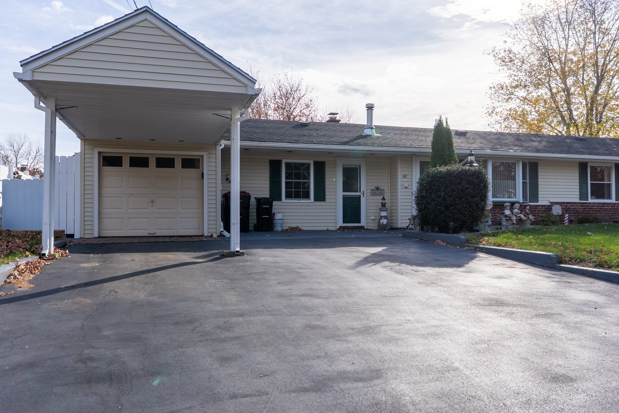81 Dixon Rd, Brockton, MA 02302 - Image 28