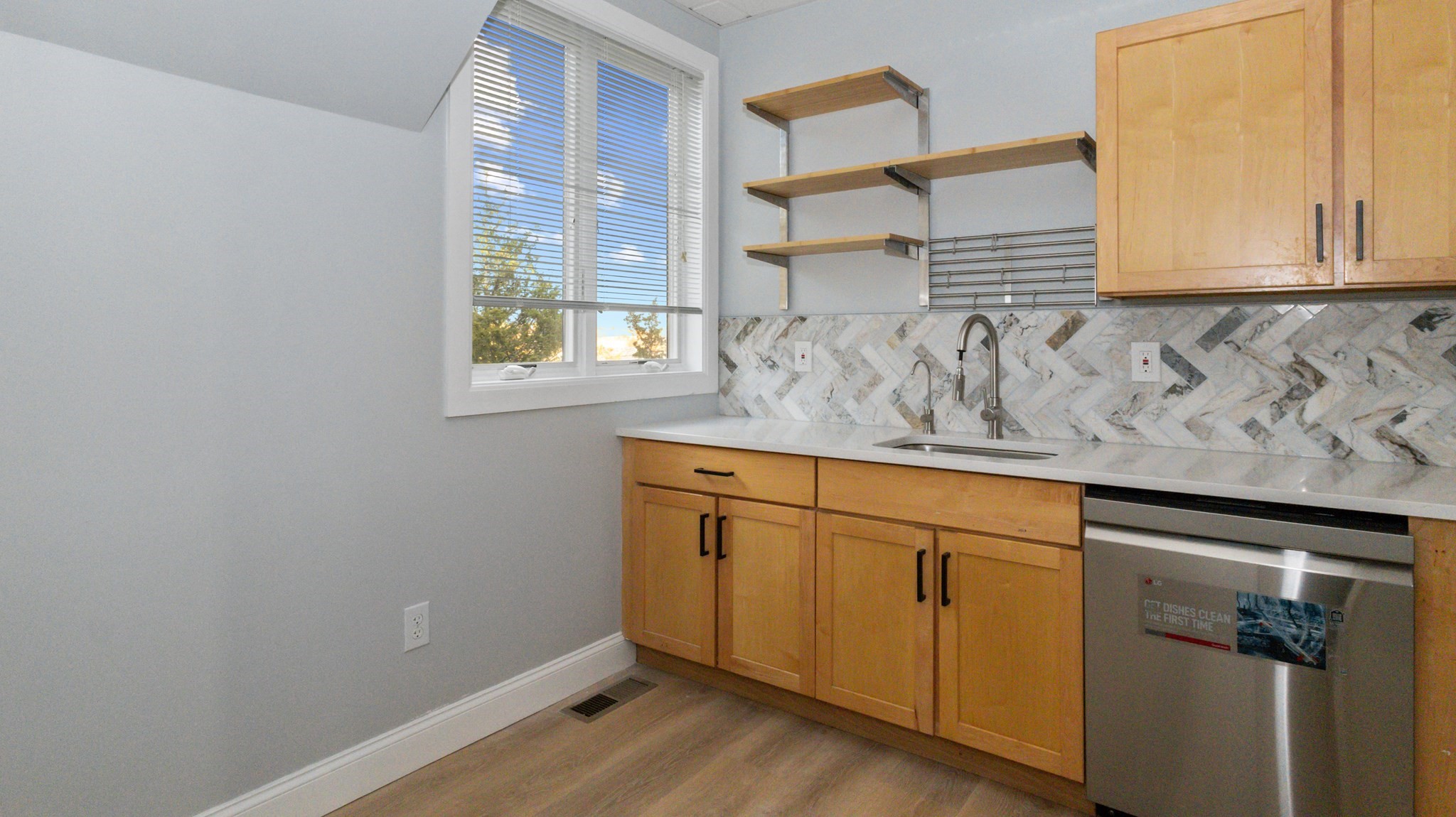 104 Bridge Rd, Salisbury, MA 01952 - Image 26