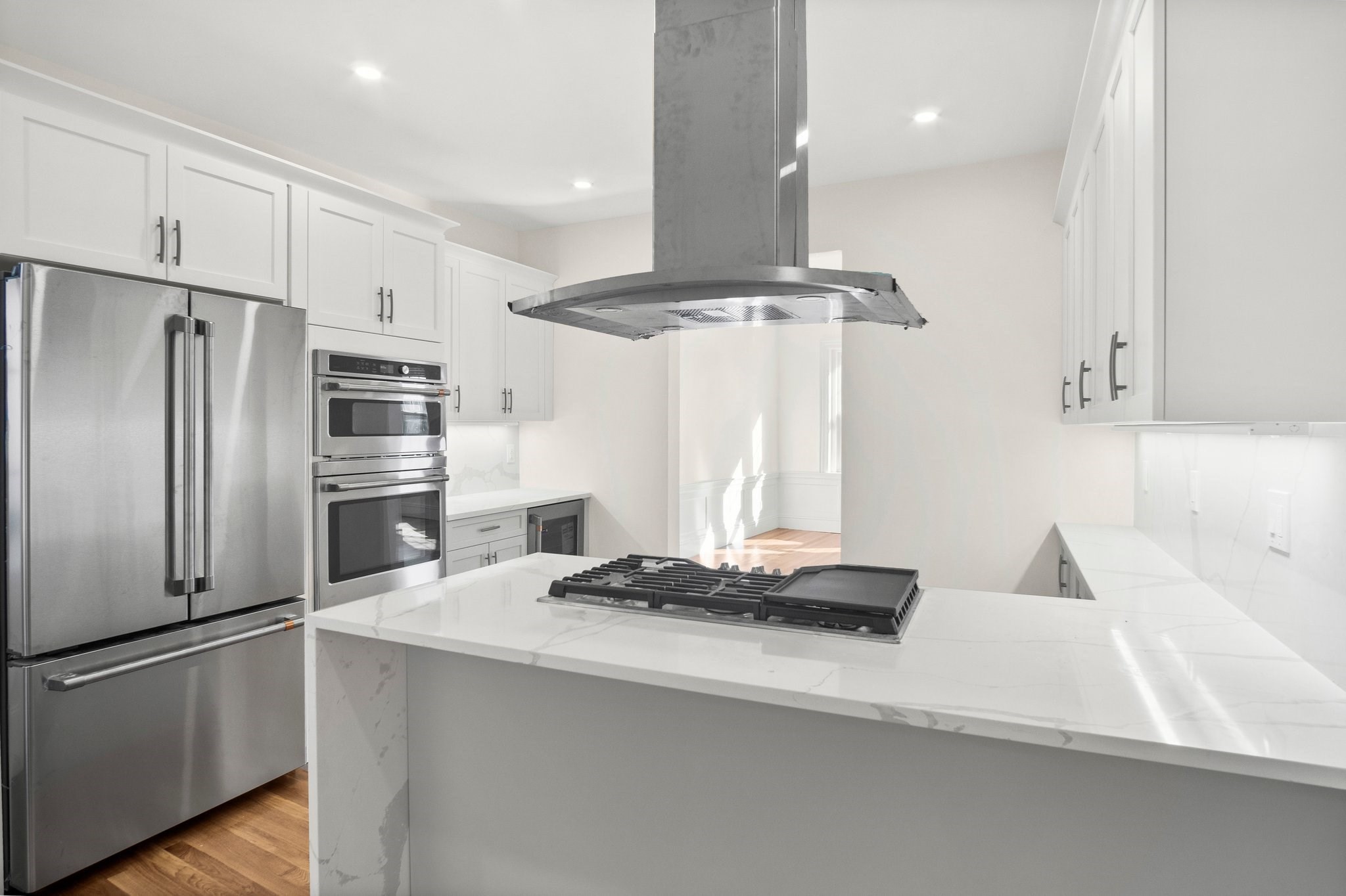 37 Englewood Ave Unit 3, Brookline, MA 02445 - Image 4