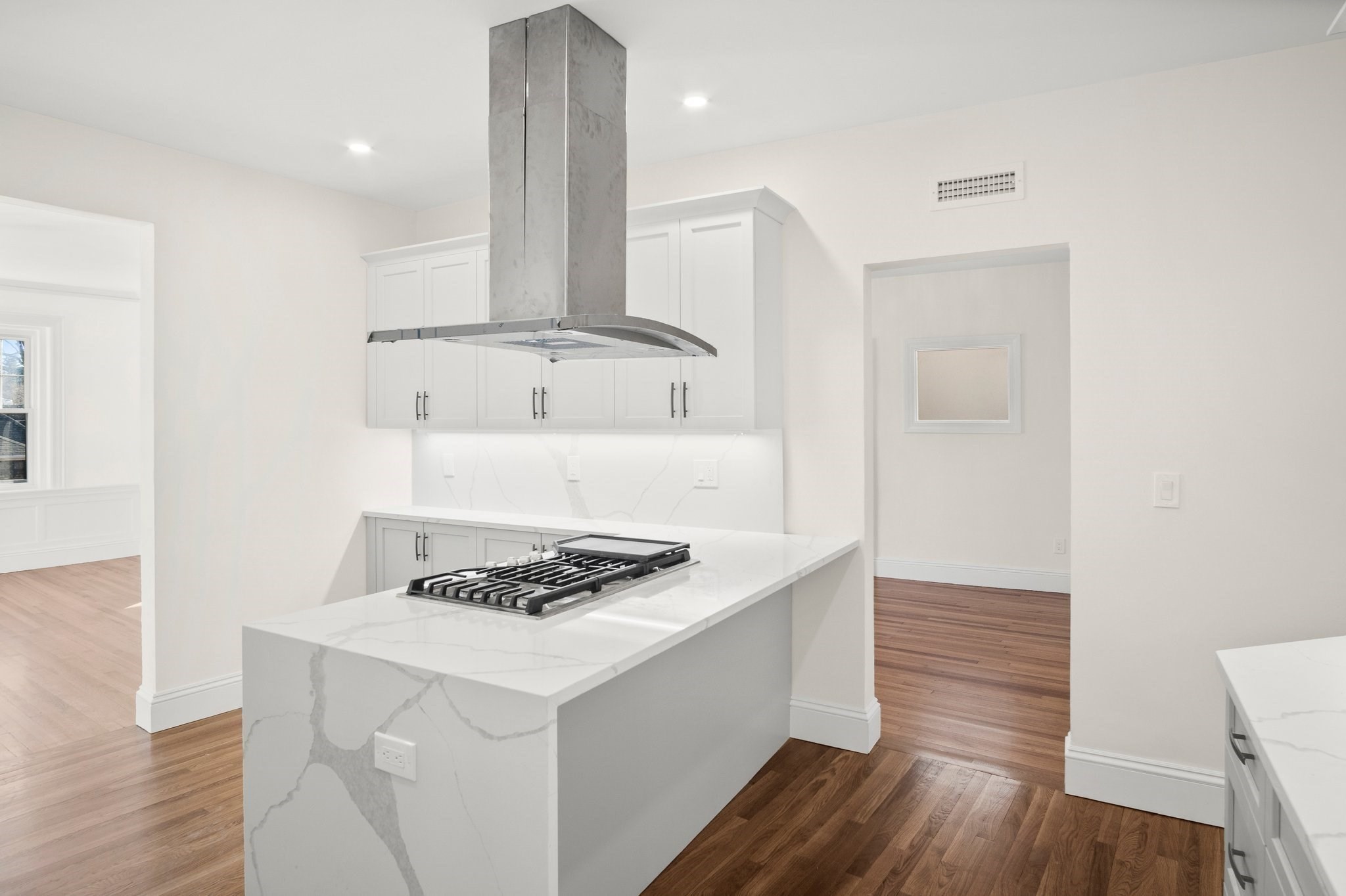 37 Englewood Ave Unit 3, Brookline, MA 02445 - Image 5