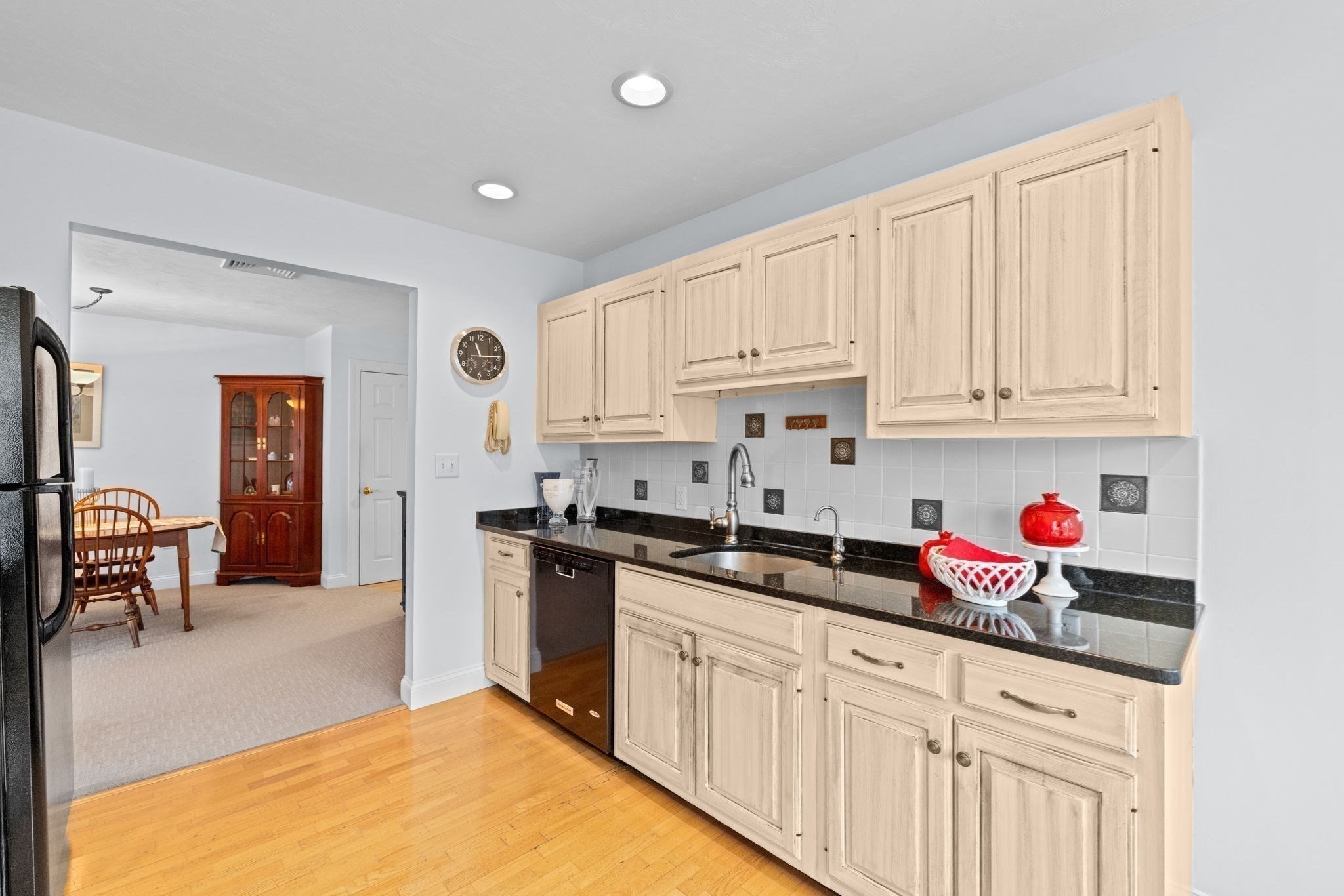 92 Cliffside Dr Unit hole 2, Plymouth, MA 02360 - Image 7