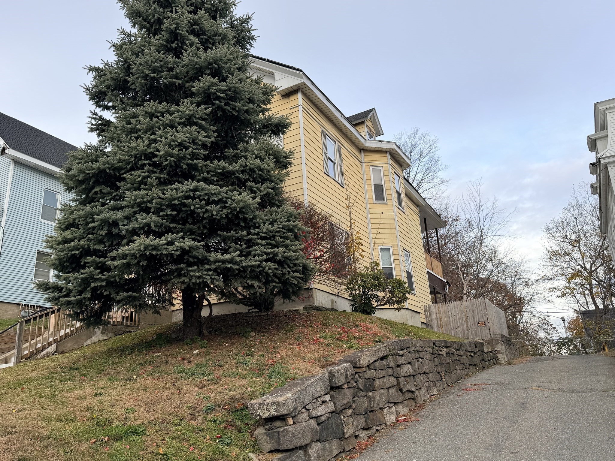 12 King St, Worcester, MA 01610 - Image 2