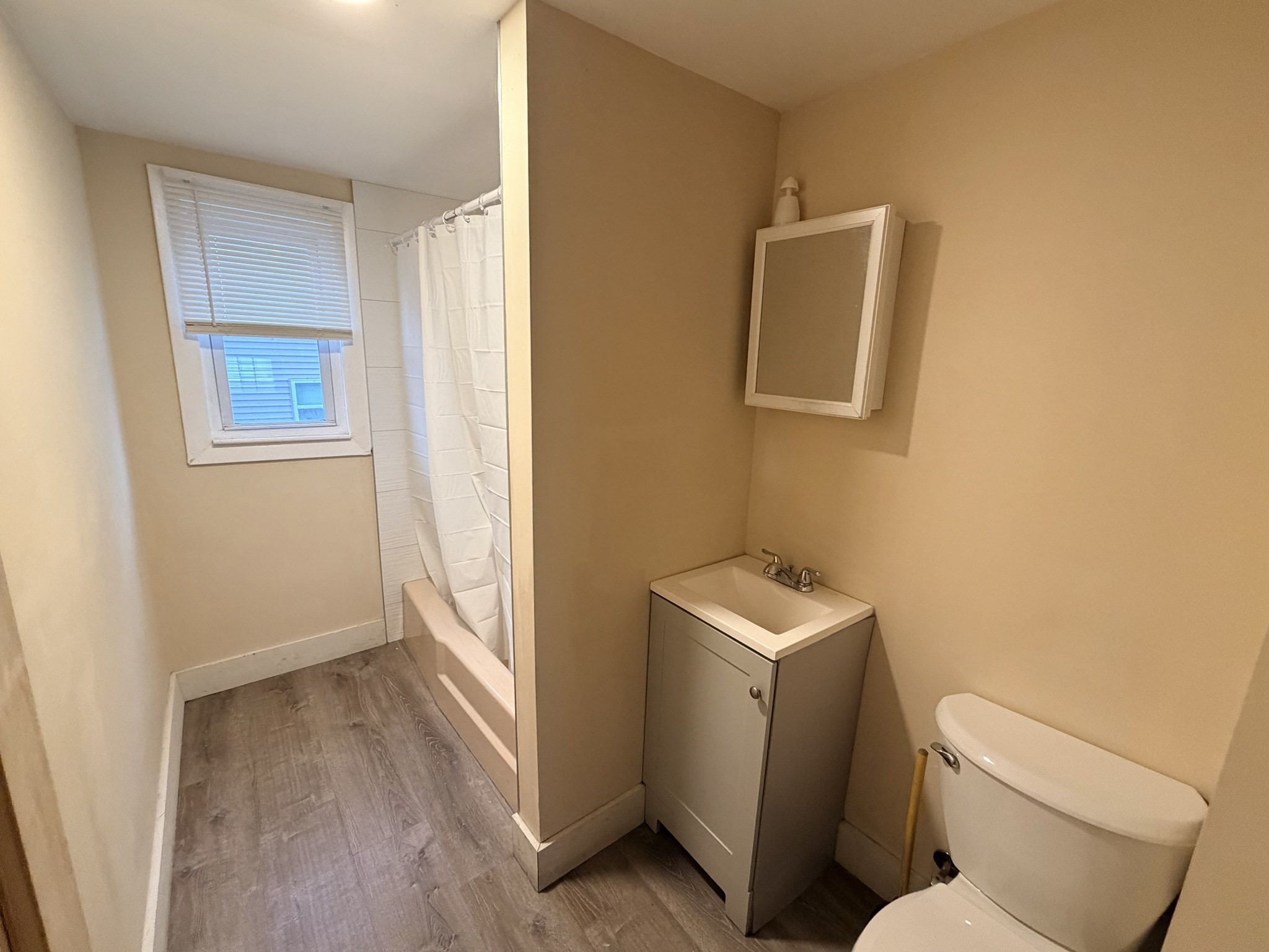 12 King St, Worcester, MA 01610 - Image 16