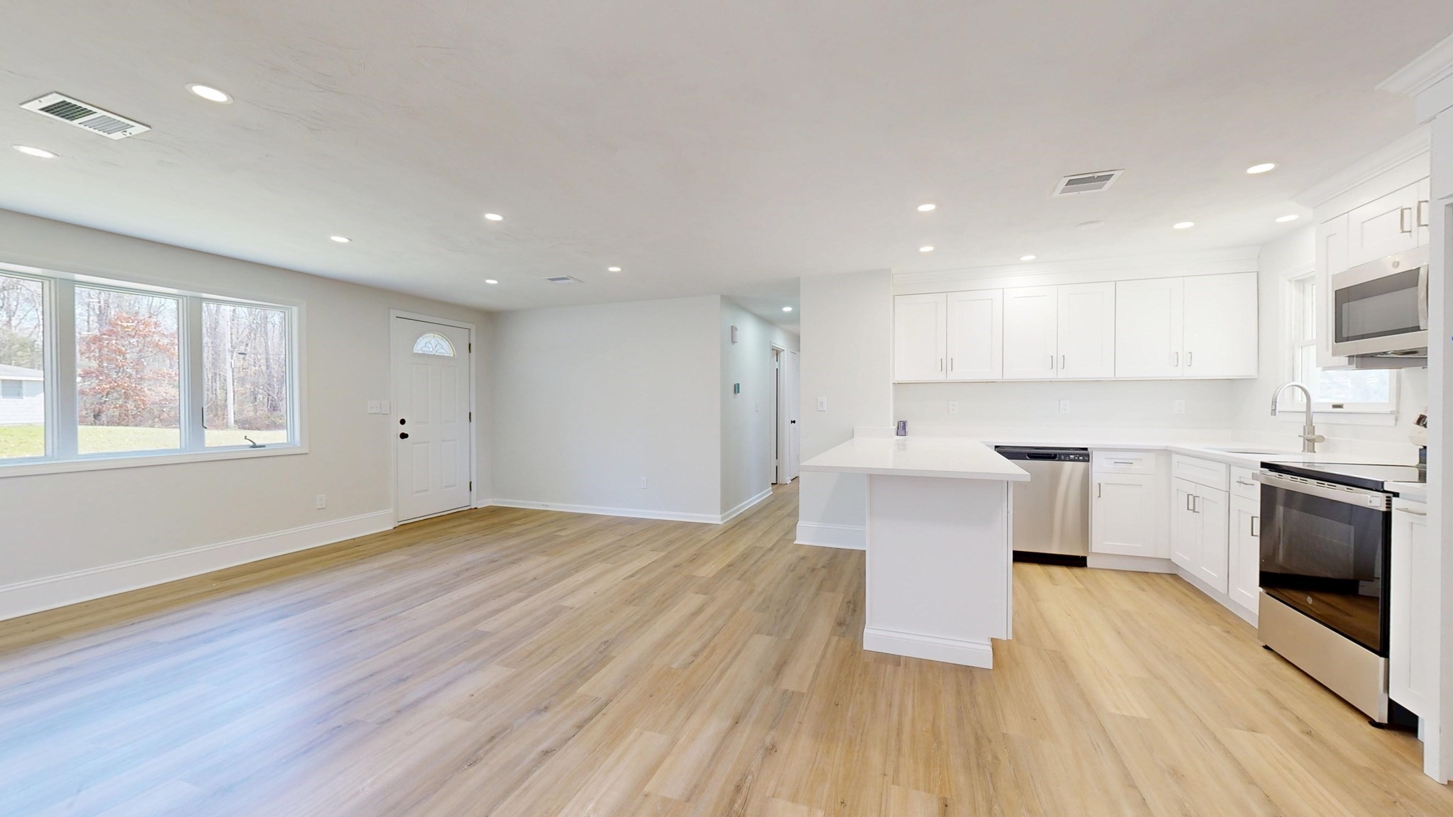 88 Roseen Road, Holbrook, MA 02343 - Image 7