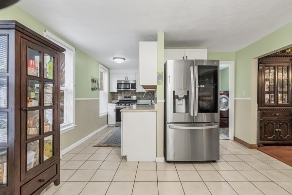 27 Royal  St, Lowell, MA 01851 - Image 14