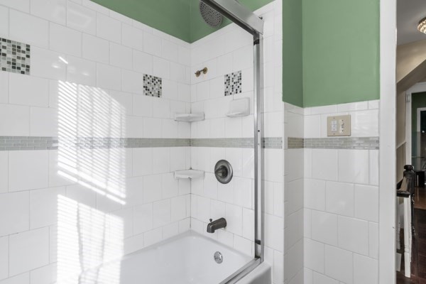 27 Royal  St, Lowell, MA 01851 - Image 19