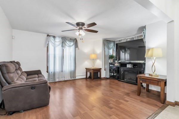 27 Royal  St, Lowell, MA 01851 - Image 4