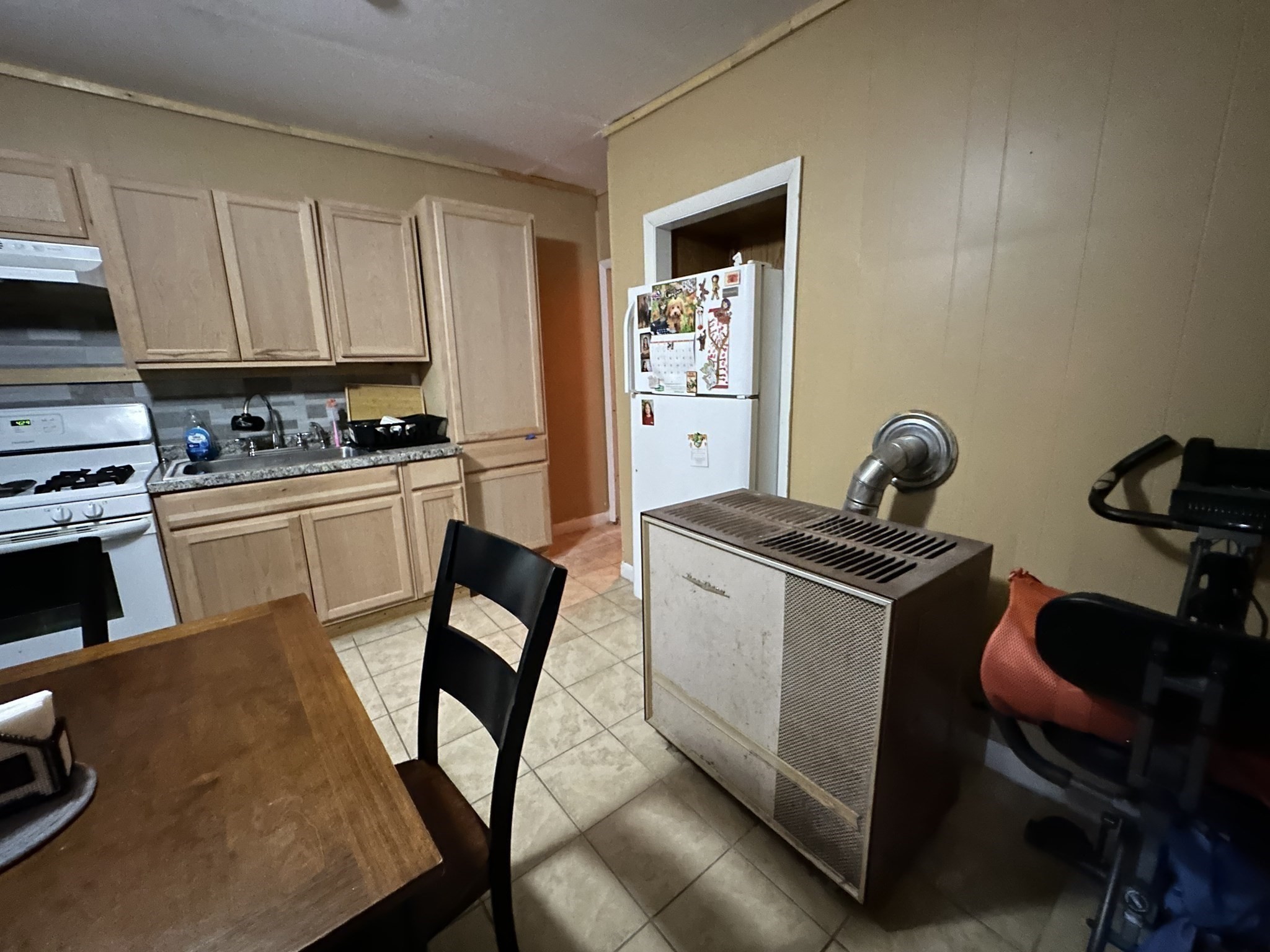 11 Foster St,, Fall River, MA 02721 - Image 5