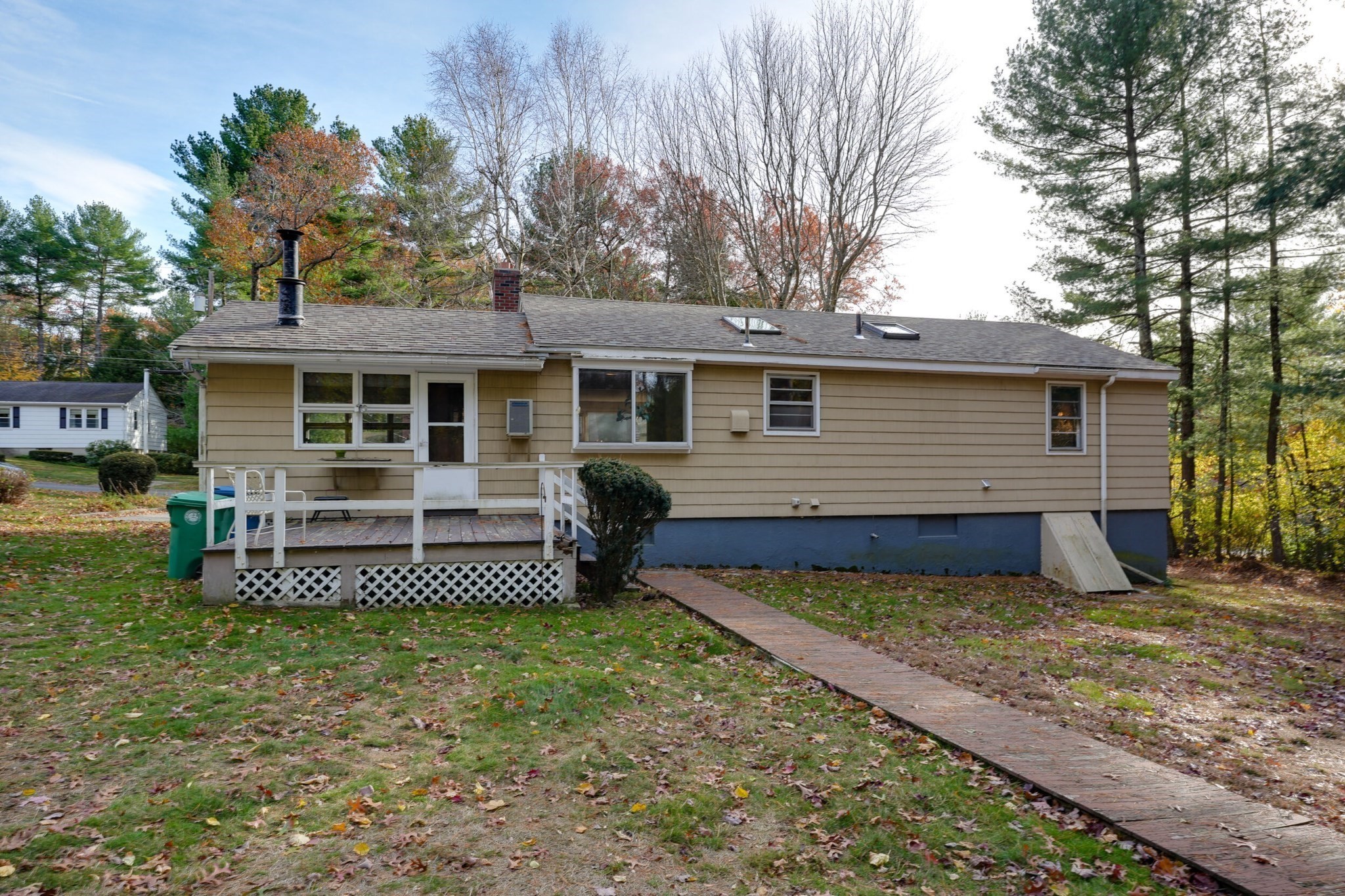17 Evelyn St, Burlington, MA 01803 - Image 5