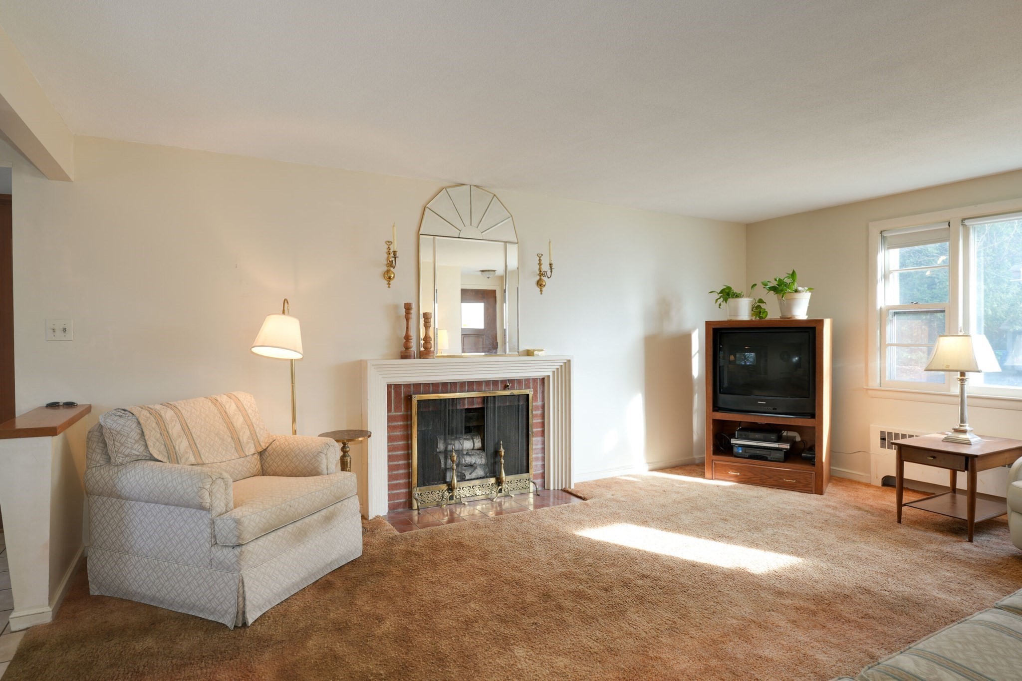 17 Evelyn St, Burlington, MA 01803 - Image 8