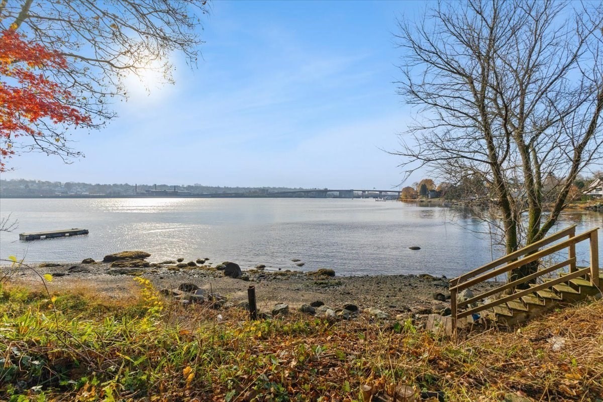 1496 Riverside Ave, Somerset, MA 02726 - Image 12