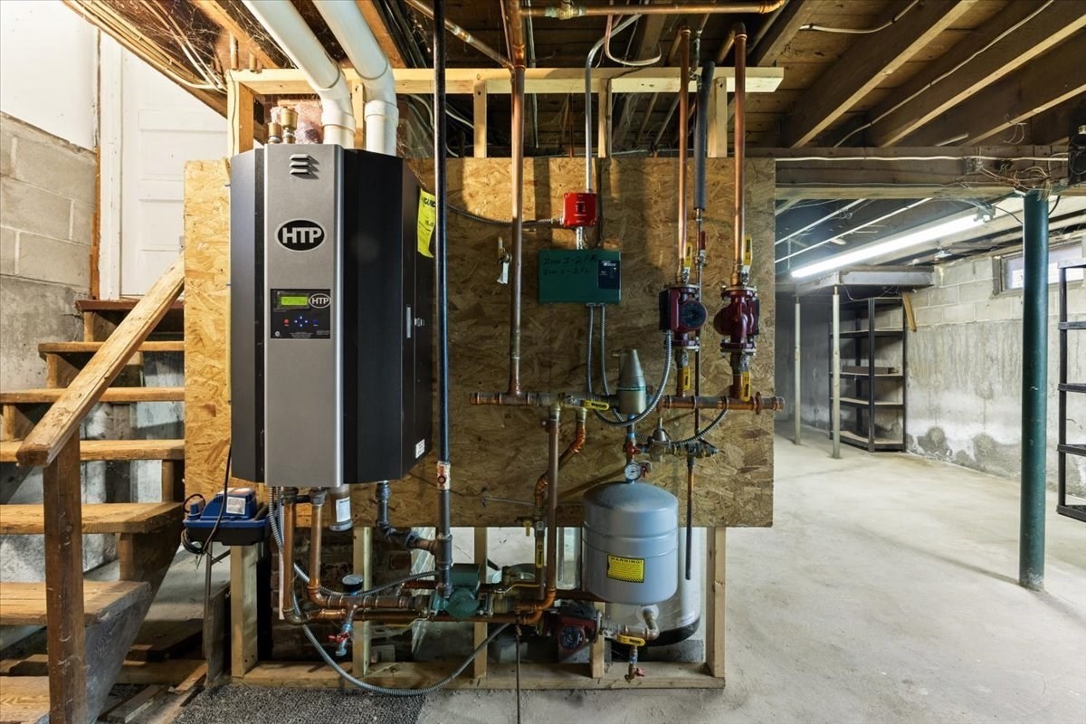 1496 Riverside Ave, Somerset, MA 02726 - Image 34