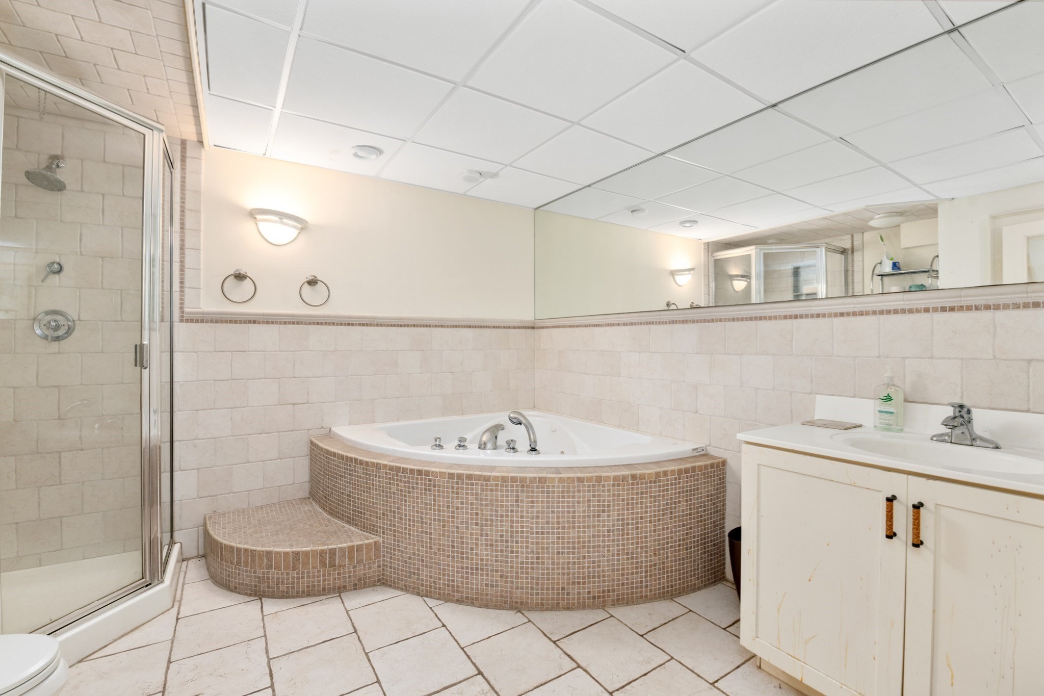 126 Summer Unit 126, Watertown, MA 02472 - Image 14