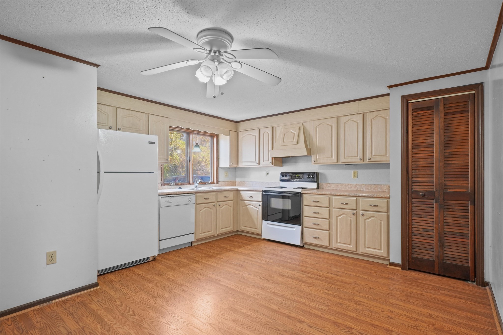 21 Oak St Unit A, Methuen, MA 01844 - Image 5