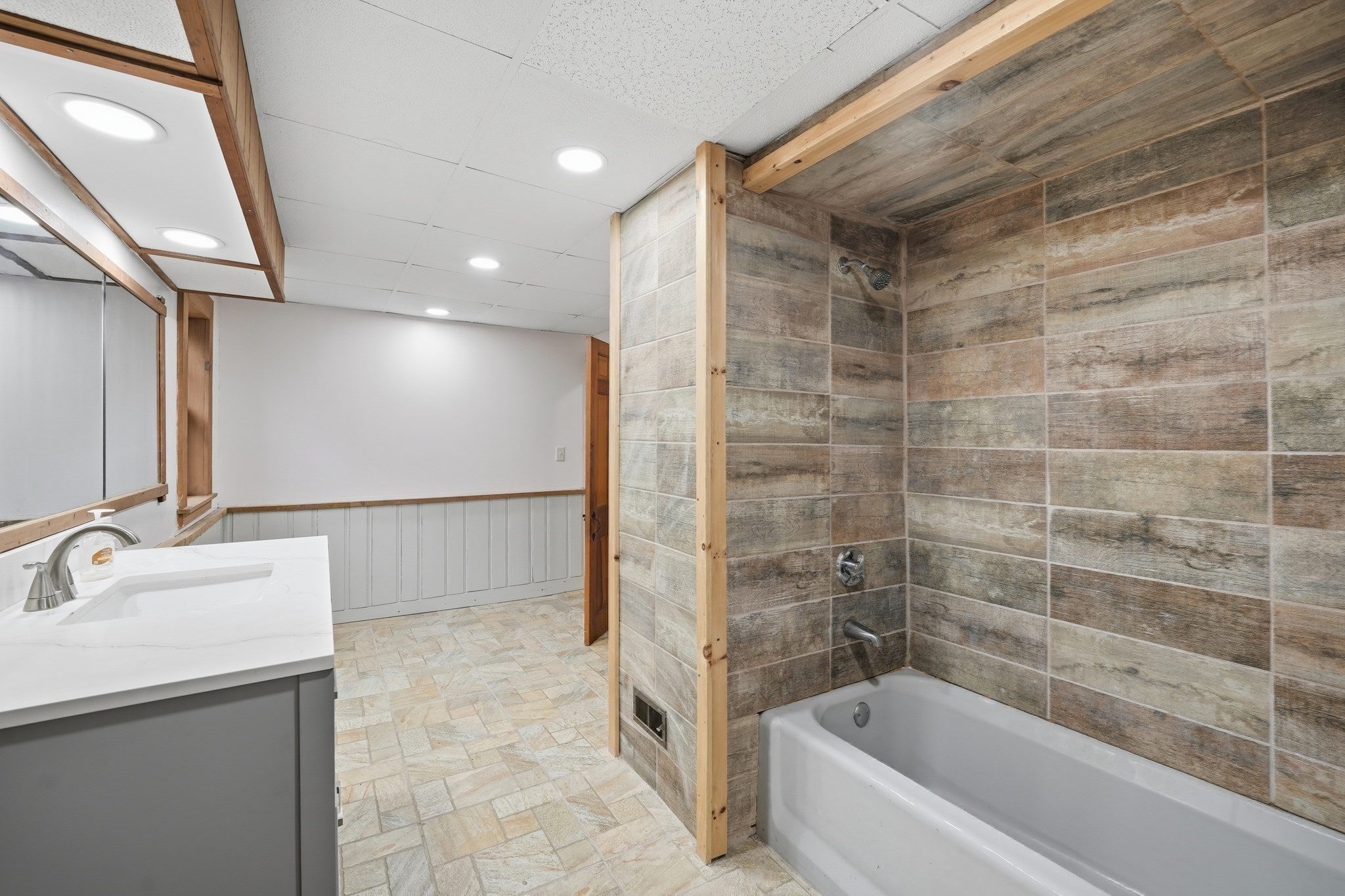 29 Liberty, Warren, MA 01083 - Image 28