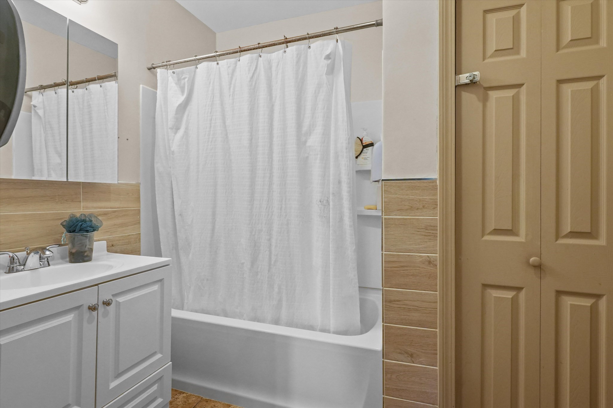 37 Main St., Millbury, MA 01527 - Image 27