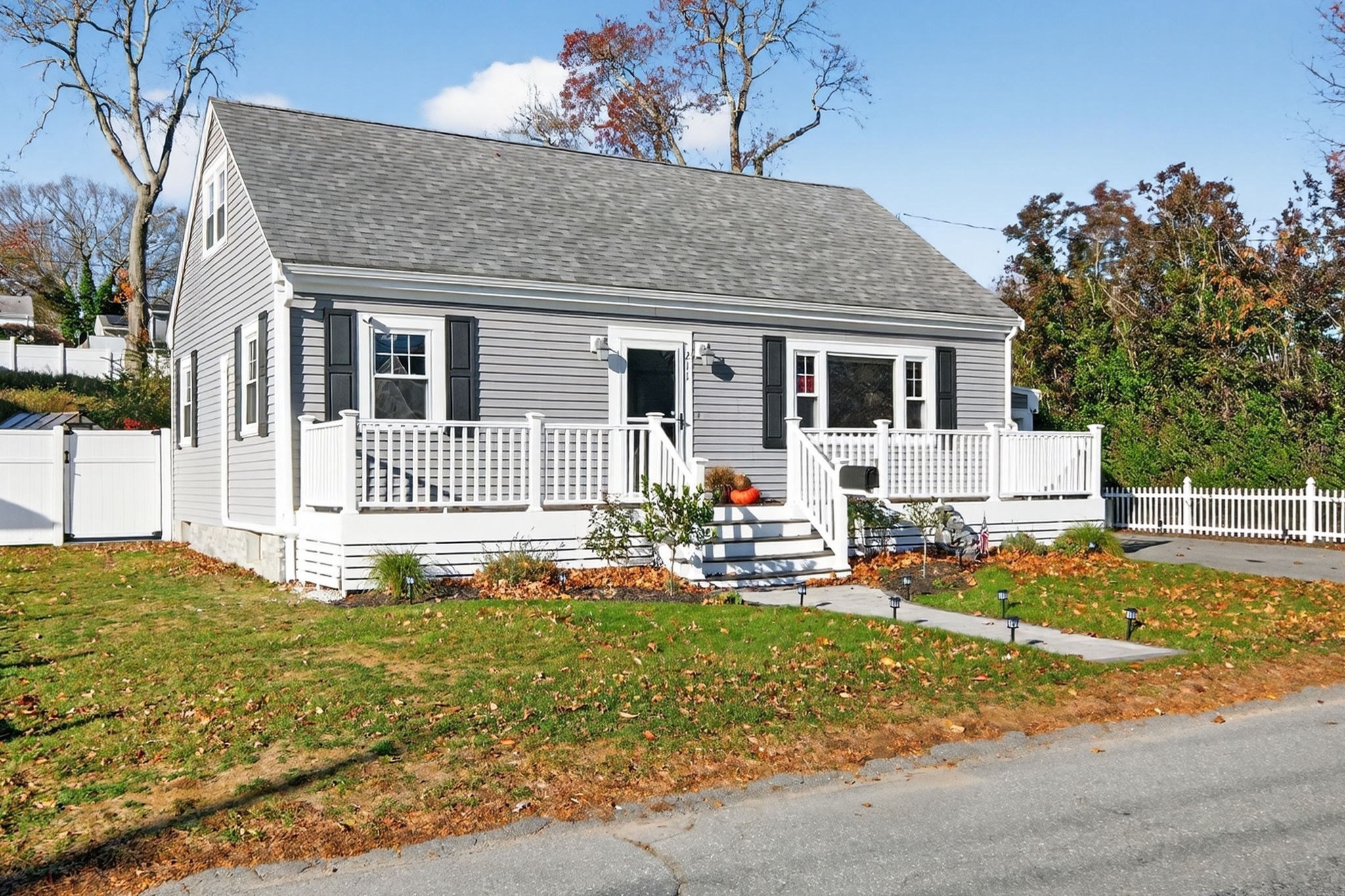 211 Lowell Street, New Bedford, MA 02745 - Image 34