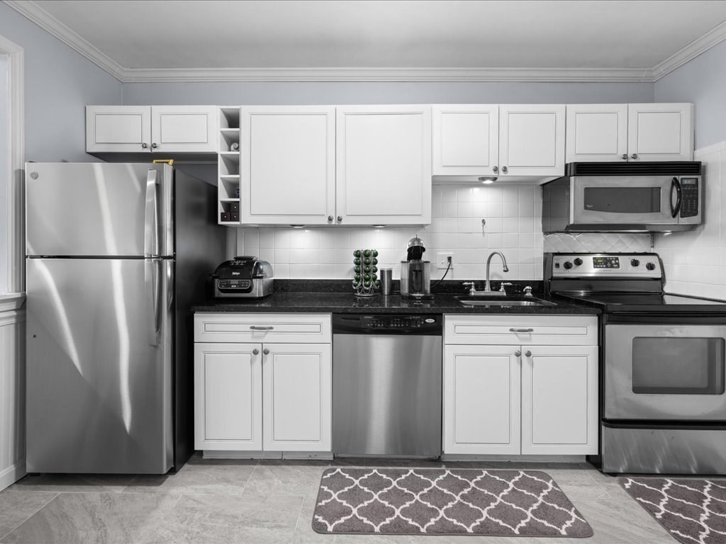 22 Branchfield St Unit D4, Dorchester, Boston, MA 02124 - Image 3