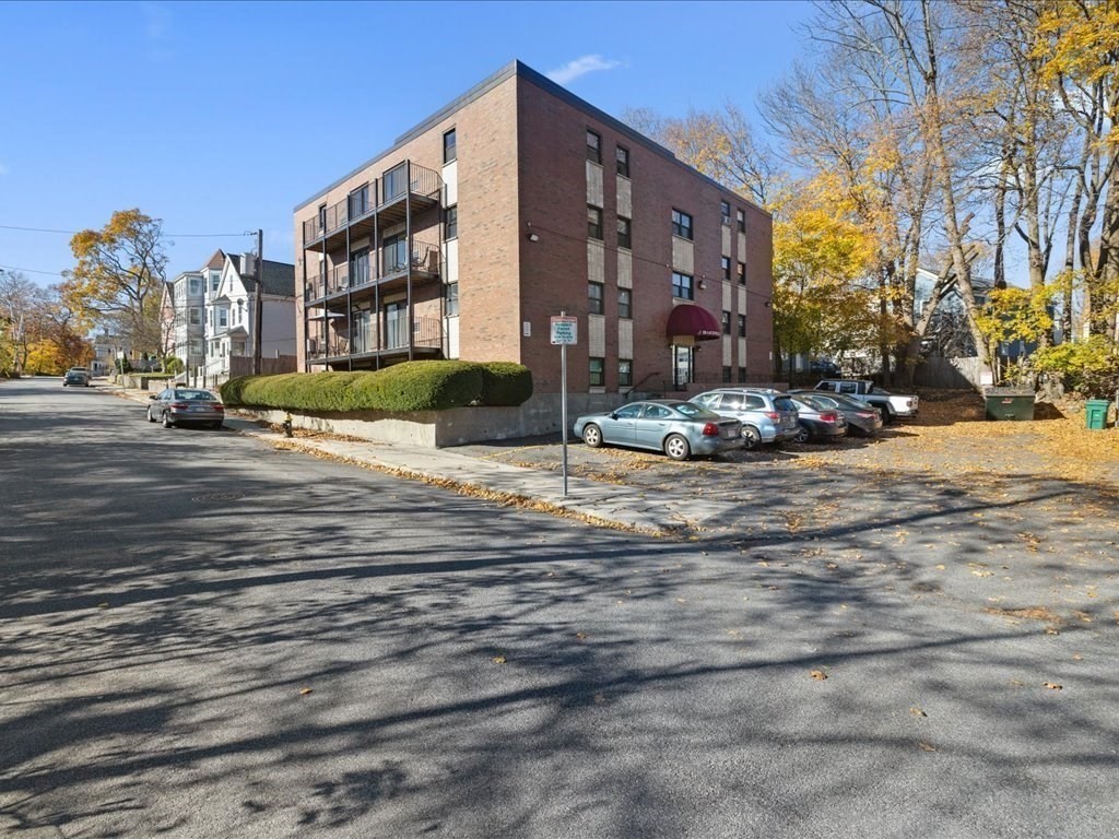 22 Branchfield St Unit D4, Dorchester, Boston, MA 02124 - Image 24