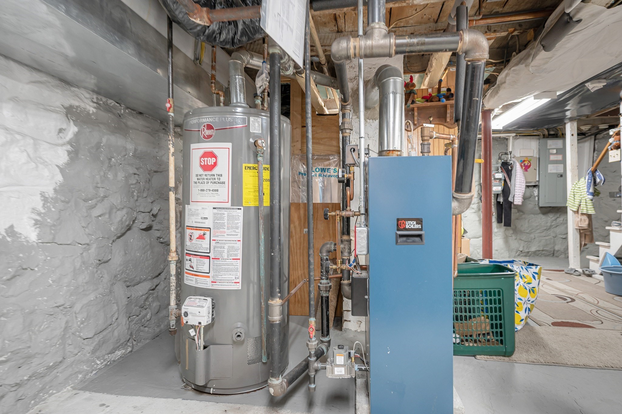 13 Lundberg St, Lowell, MA 01852 - Image 22