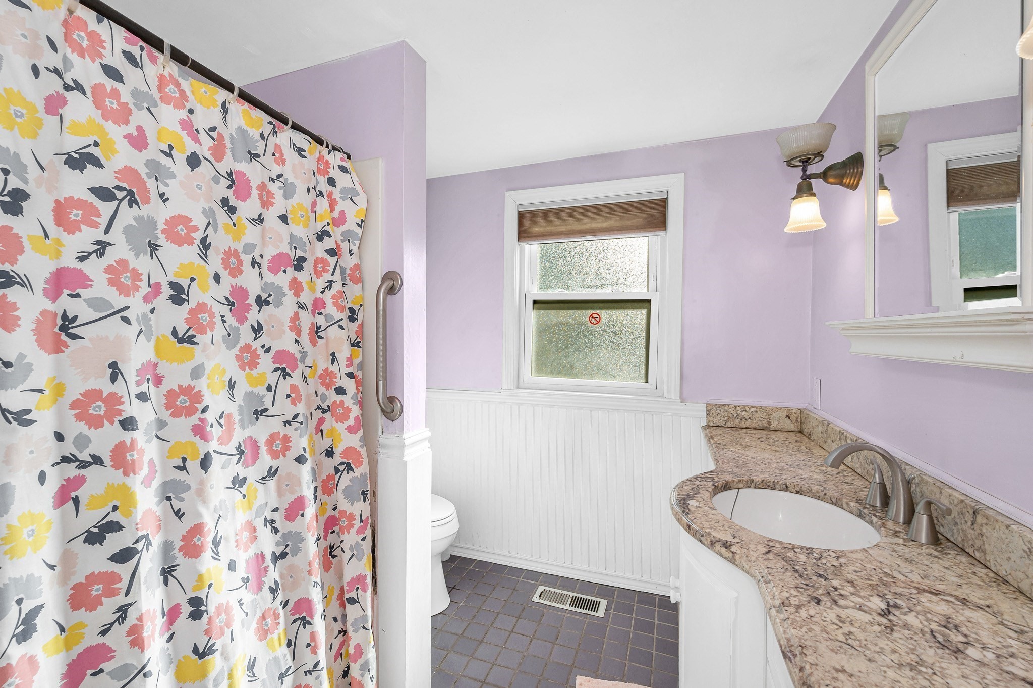 13 Lundberg St, Lowell, MA 01852 - Image 6
