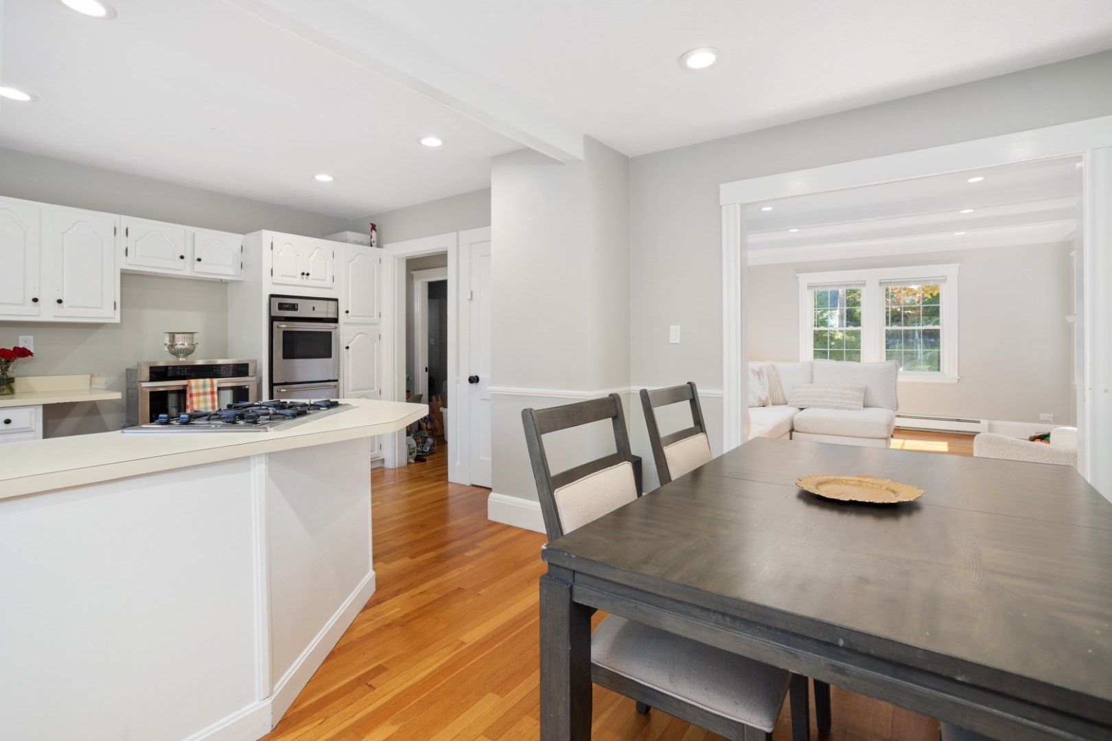 928 Main St, Lynnfield, MA 01940 - Image 14