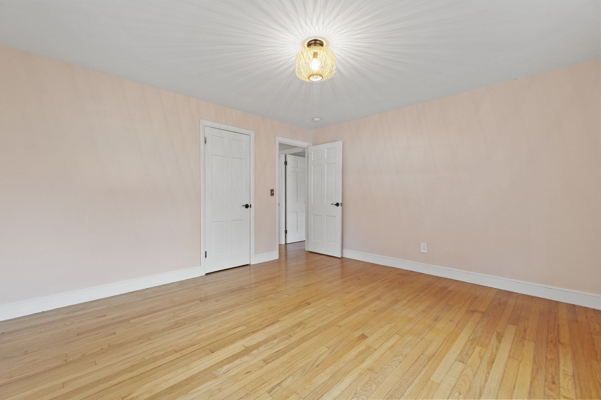 29 May, North Attleboro, MA 02760 - Image 18