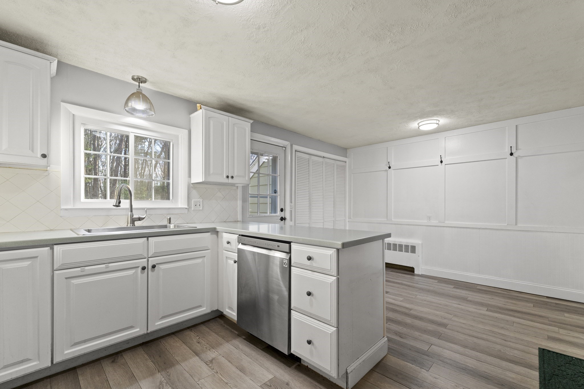 29 May, North Attleboro, MA 02760 - Image 25