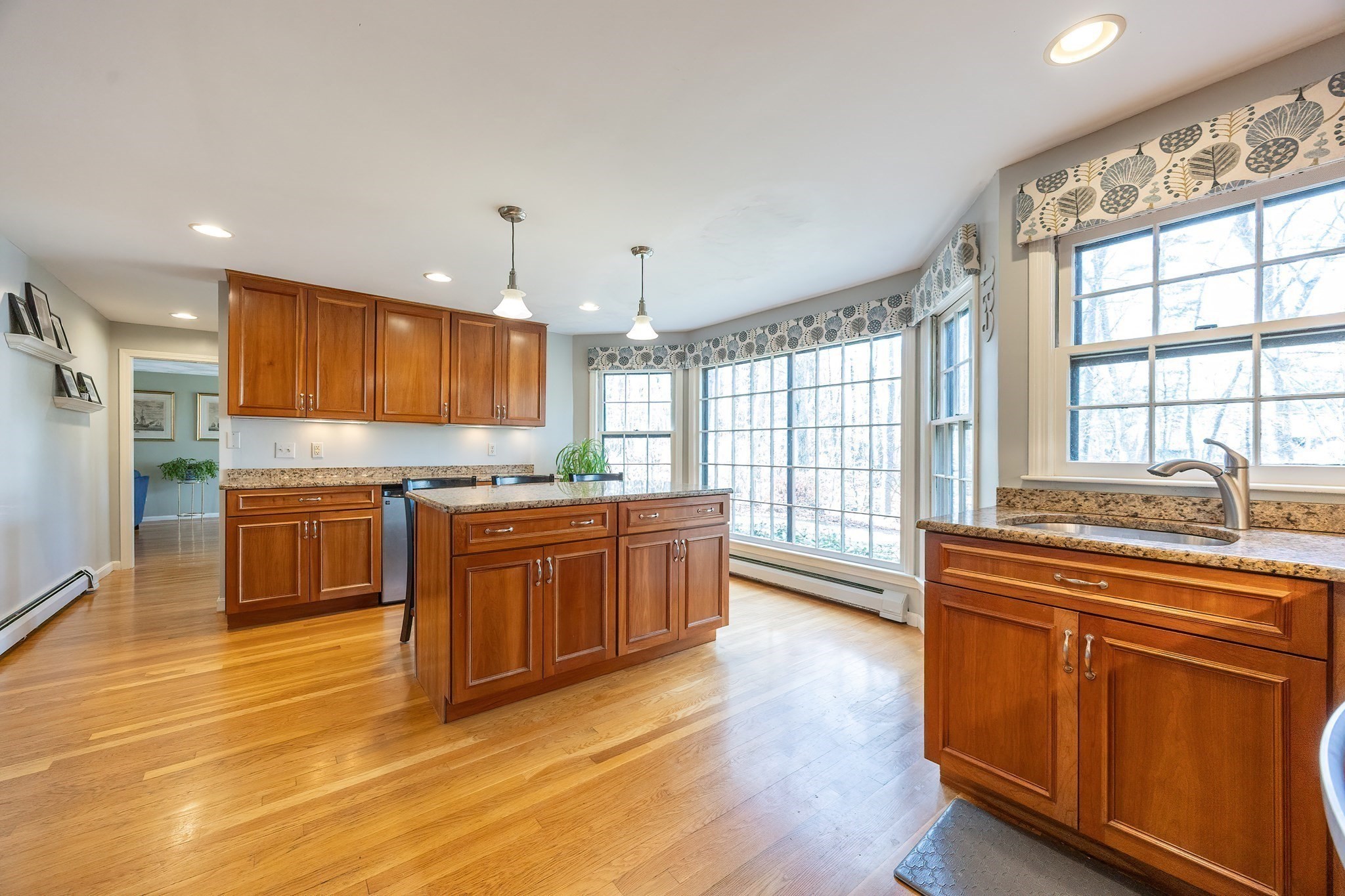 11 Garry Dr, Medfield, MA 02052 - Image 3