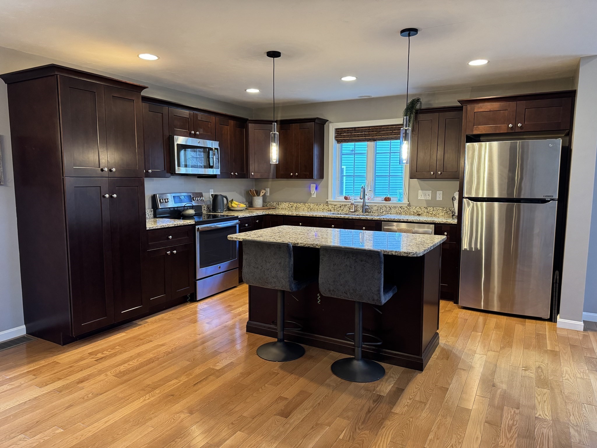 2 Riley Rd Unit B, Lunenburg, MA 01462 - Image 4