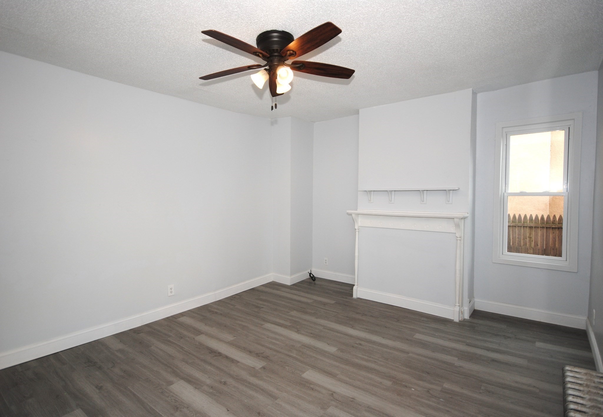 72 Hall St, Springfield, MA 01108 - Image 14