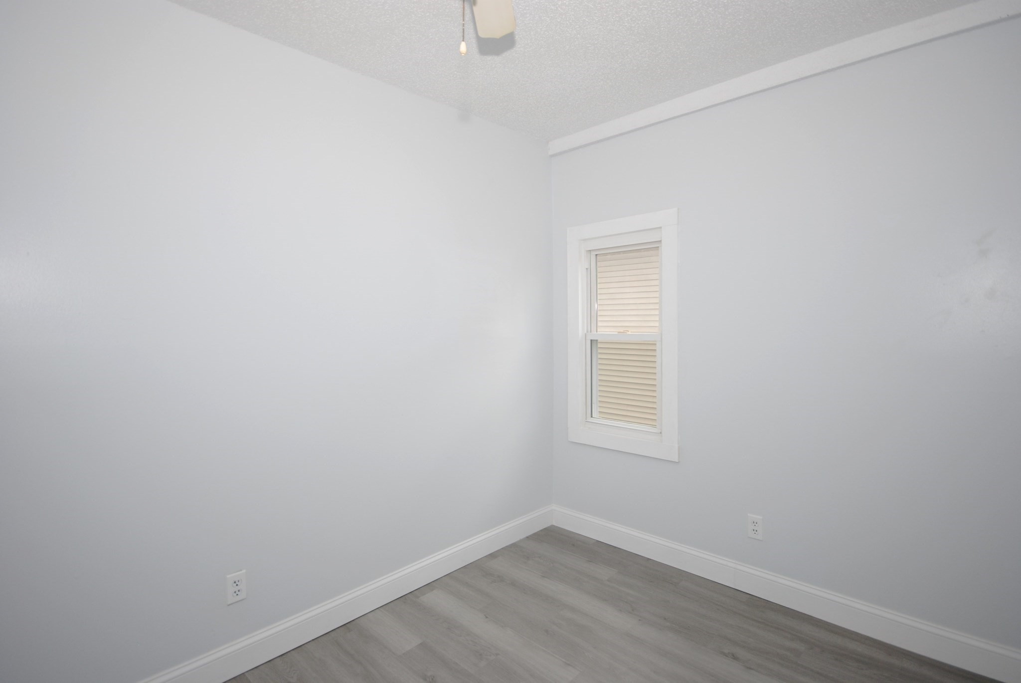 72 Hall St, Springfield, MA 01108 - Image 24