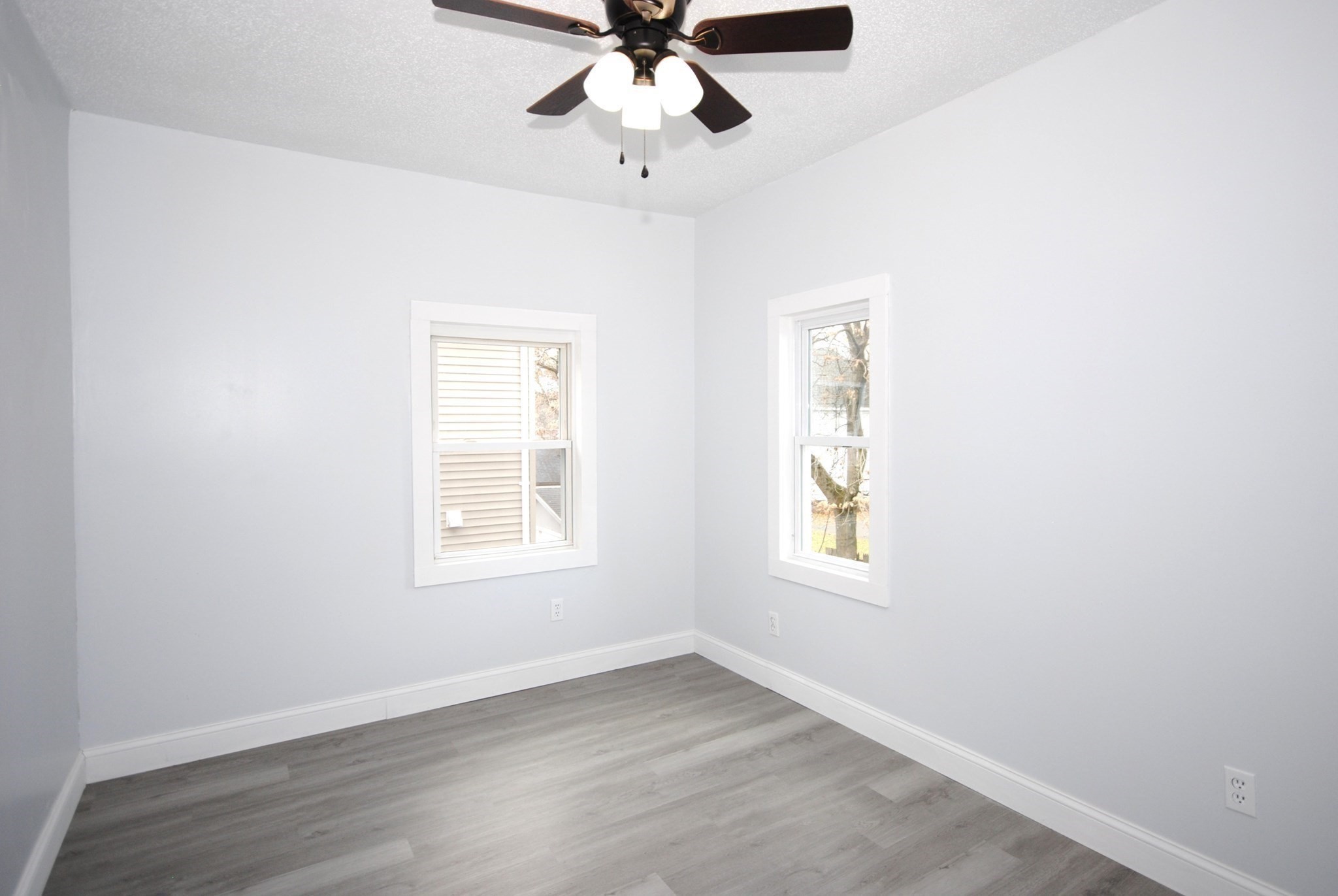 72 Hall St, Springfield, MA 01108 - Image 27