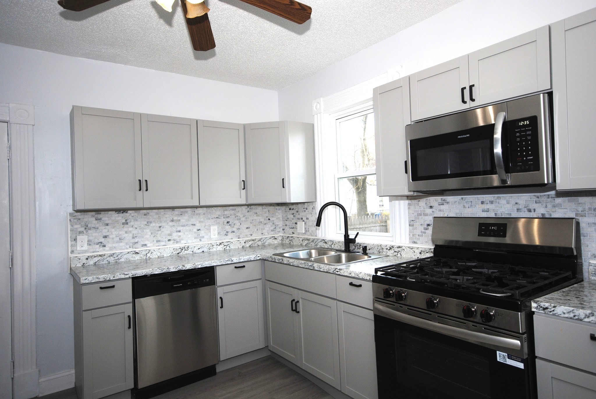 72 Hall St, Springfield, MA 01108 - Image 5