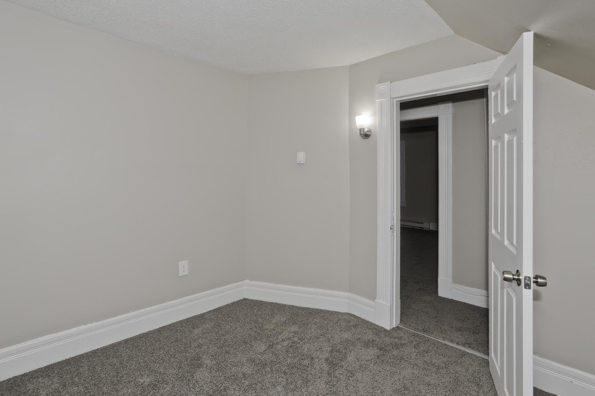 81 Hayden Ave, Springfield, MA 01109 - Image 15