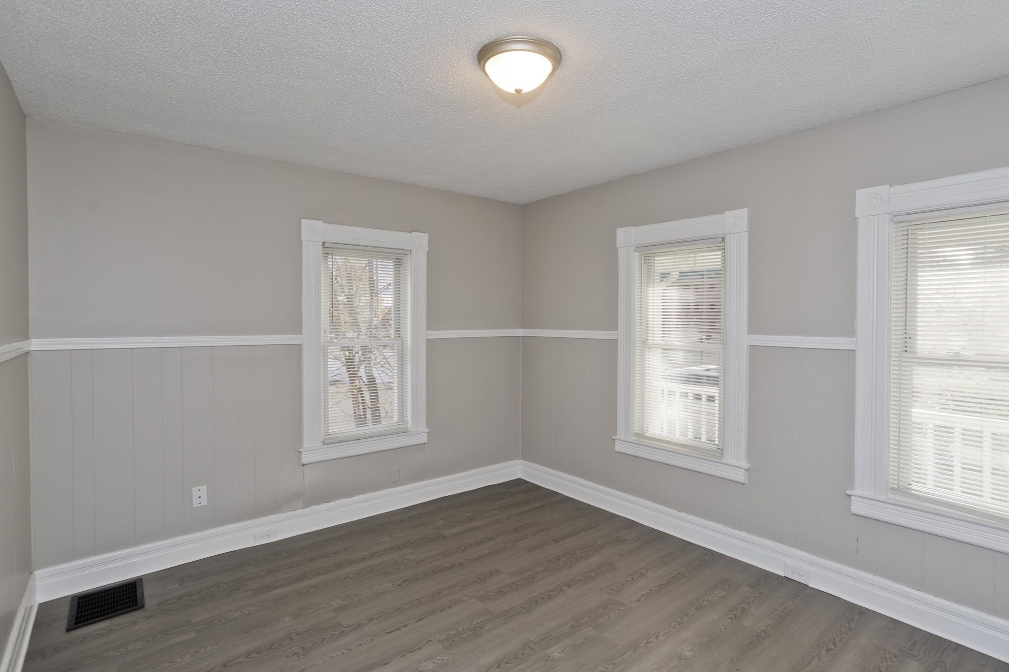 81 Hayden Ave, Springfield, MA 01109 - Image 27