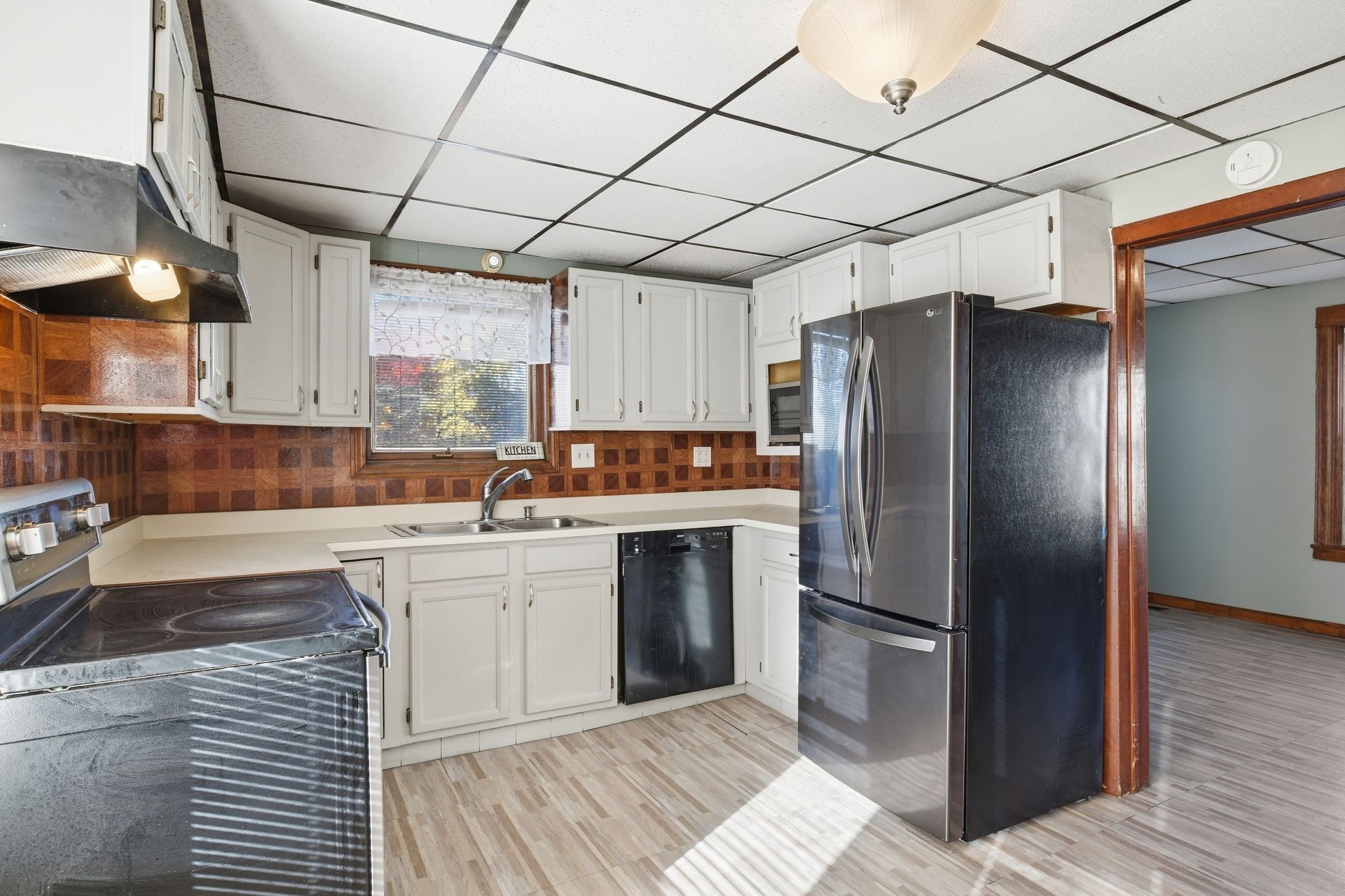 114 Monrovia St, Springfield, MA 01104 - Image 17