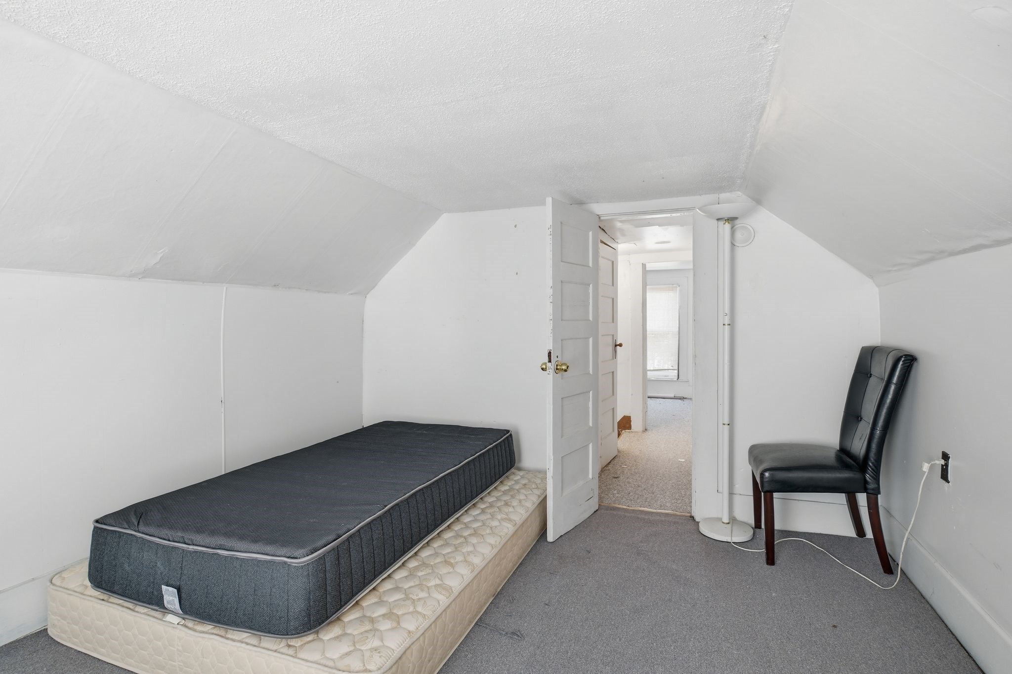 114 Monrovia St, Springfield, MA 01104 - Image 33