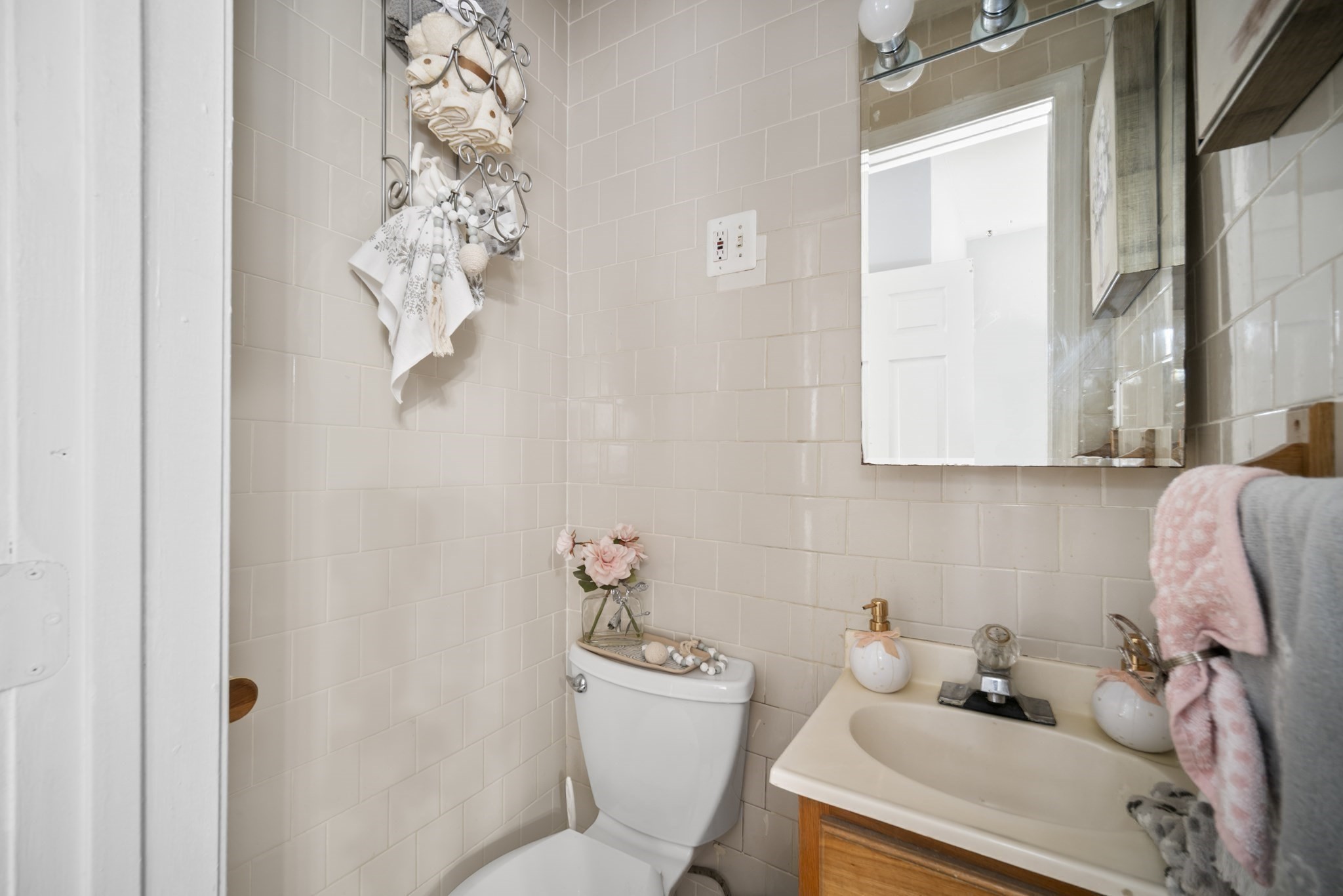 14 Dexter St, Lynn, MA 01902 - Image 26