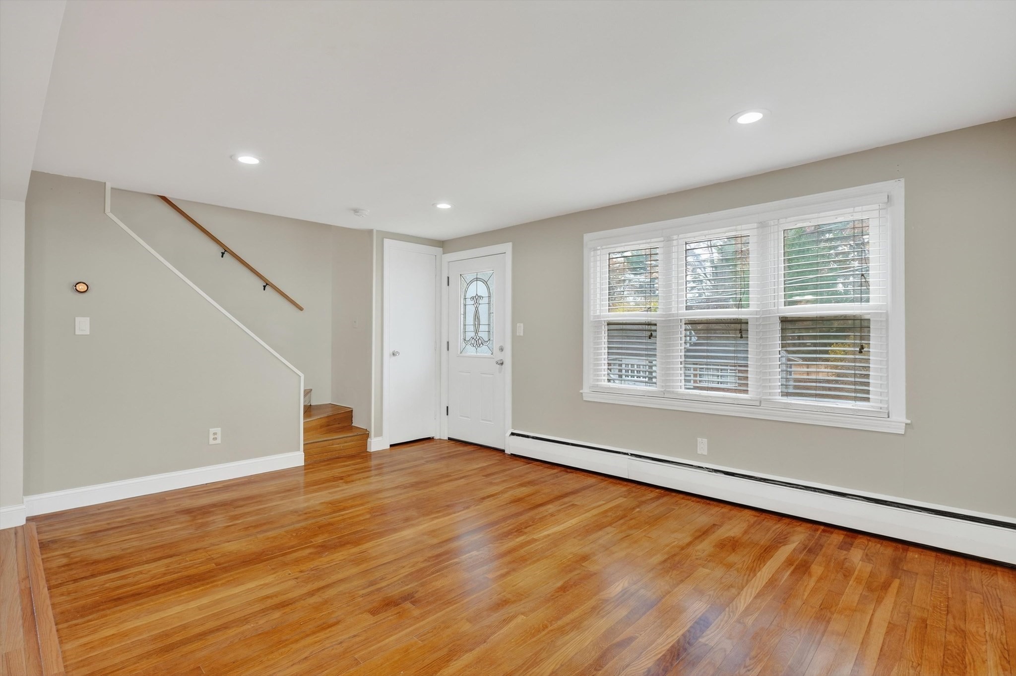 35 Camilla Ave, Dracut, MA 01826 - Image 12