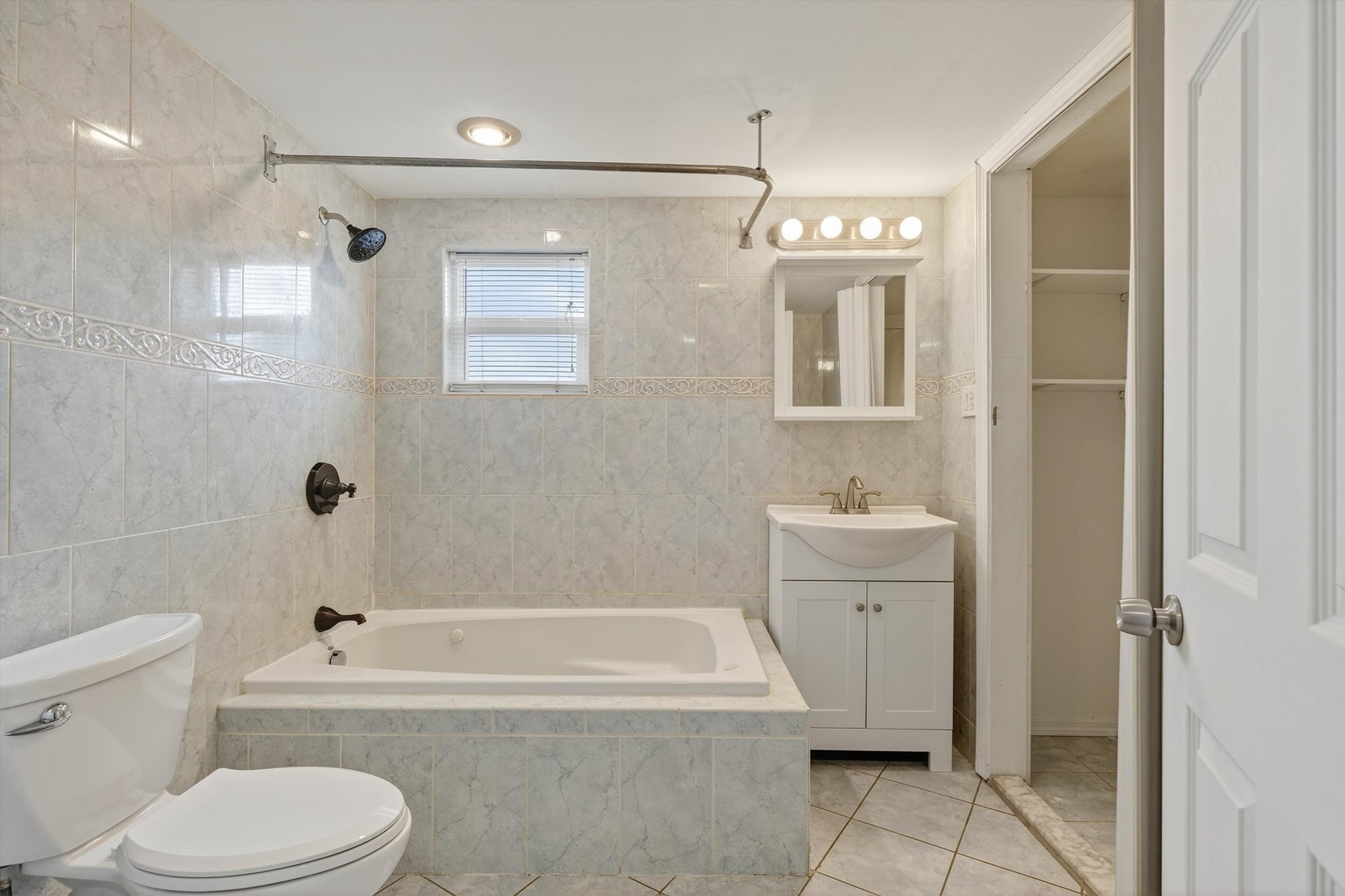 35 Camilla Ave, Dracut, MA 01826 - Image 22