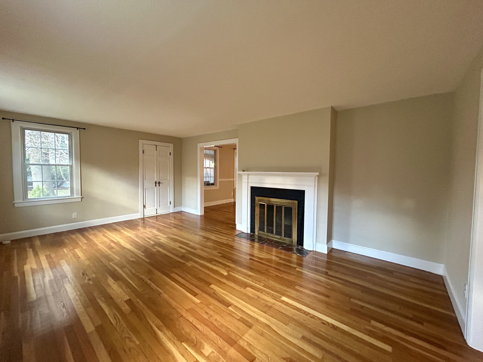 179 Central Park Dr, Holyoke, MA 01040 - Image 11