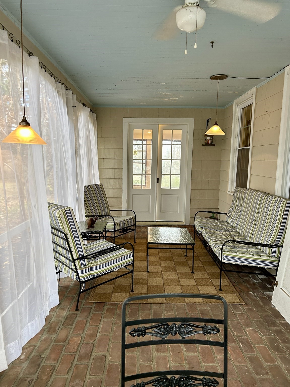 179 Central Park Dr, Holyoke, MA 01040 - Image 28