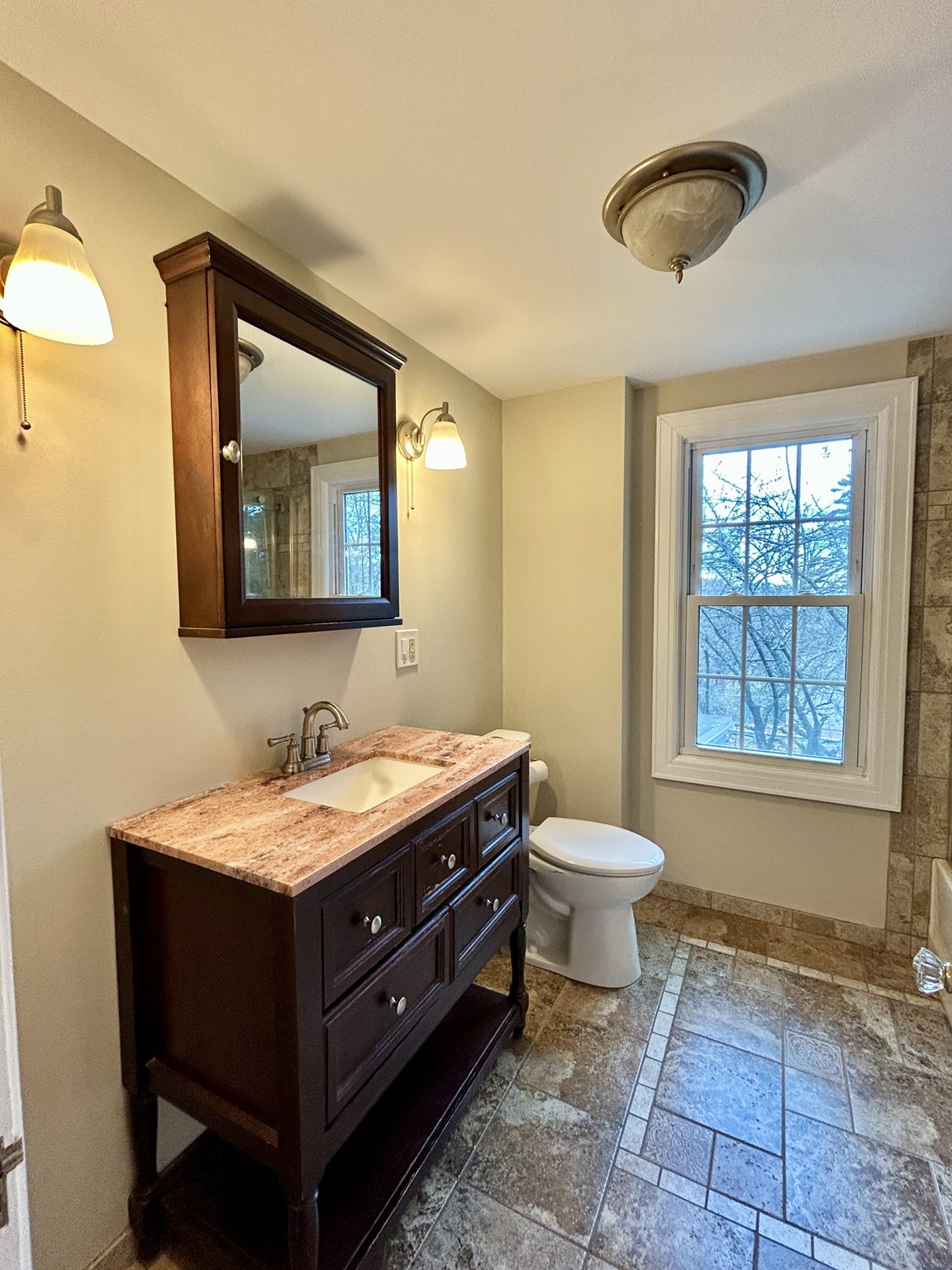 179 Central Park Dr, Holyoke, MA 01040 - Image 38