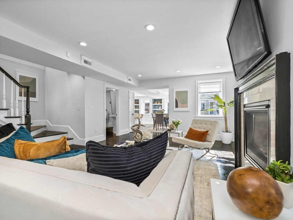 131 Centre Street, Dorchester, Boston, MA 02124 - Image 3