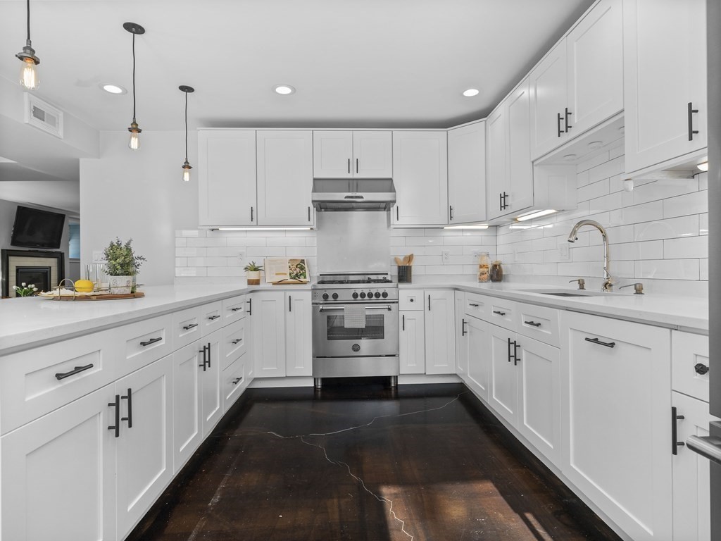 131 Centre Street, Dorchester, Boston, MA 02124 - Image 8